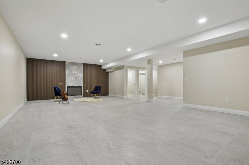 Central Villas - Residential