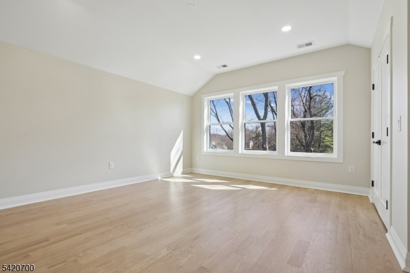 Central Villas - Residential