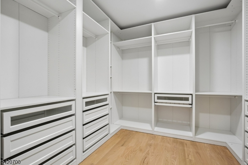 Central Villas - Residential