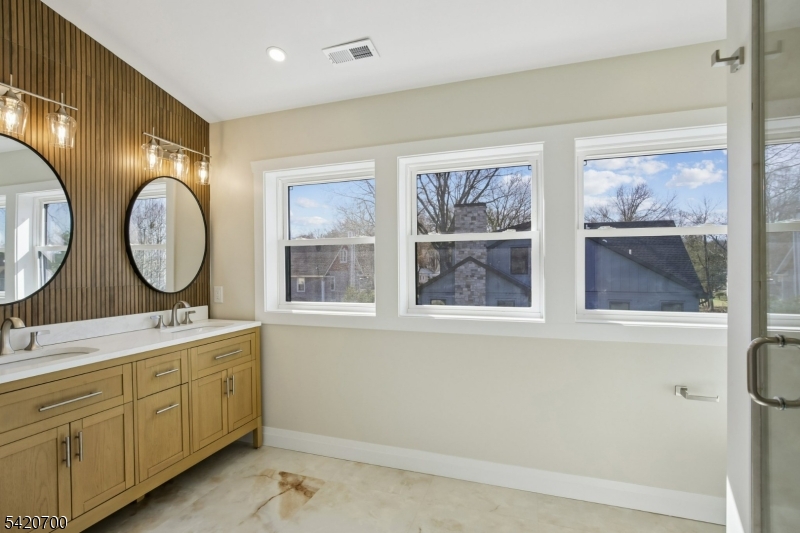 Central Villas - Residential