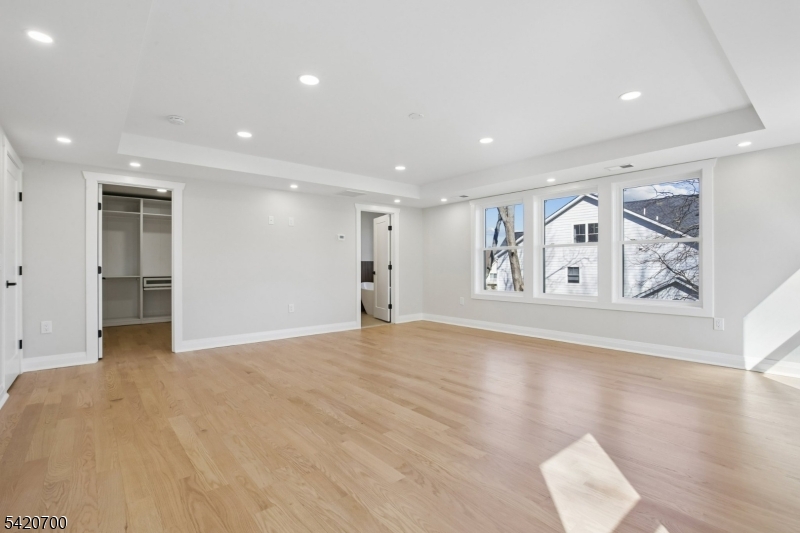 Central Villas - Residential