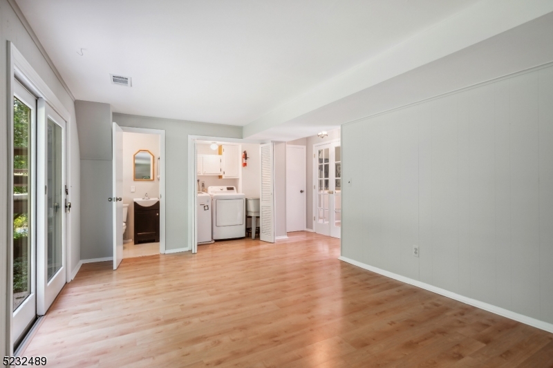 Eyland Woods Estate - Residential