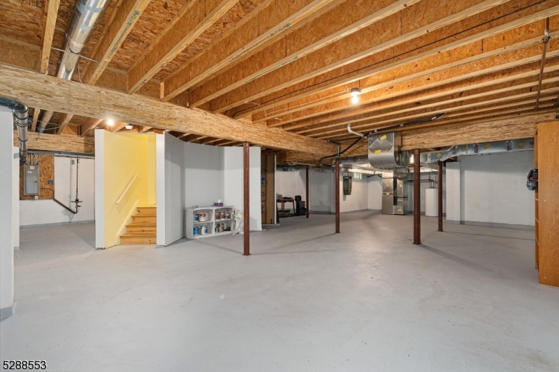 Woodlake Crest - Residential