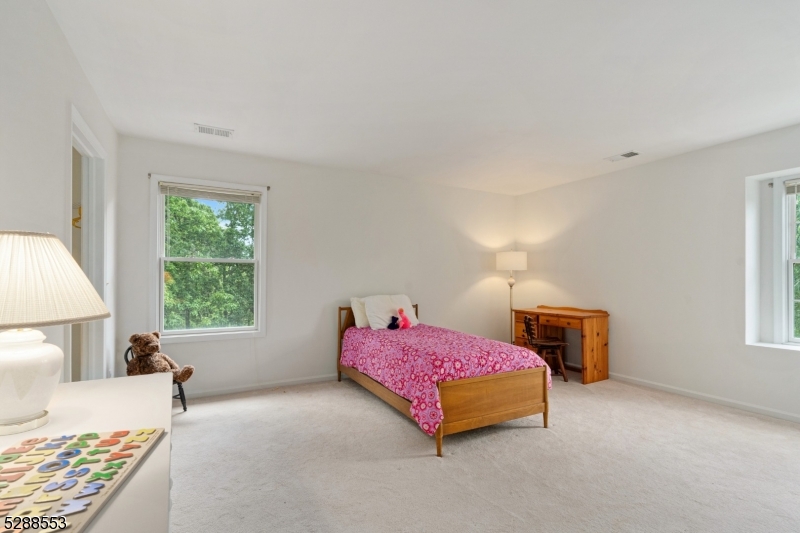 Woodlake Crest - Residential