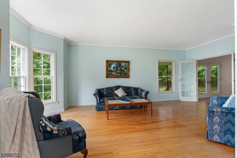 Woodlake Crest - Residential