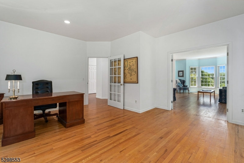 Woodlake Crest - Residential