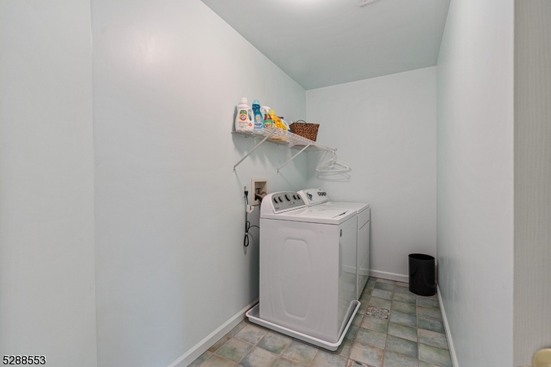 Woodlake Crest - Residential