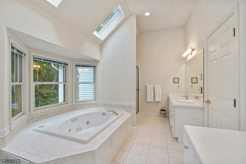 Woodlake Crest - Residential