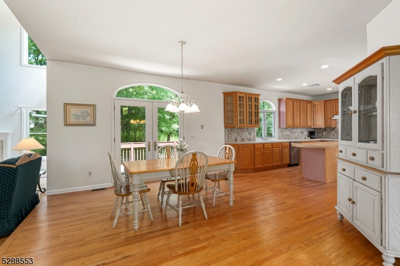 Woodlake Crest - Residential