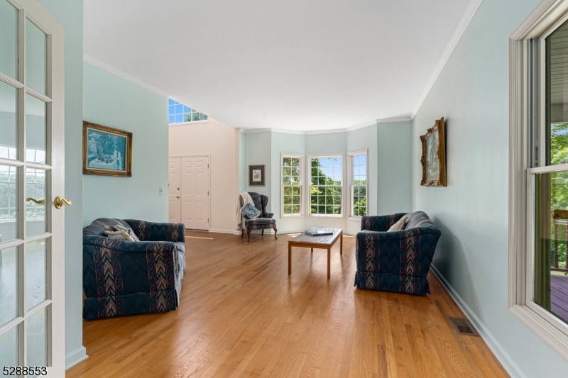 Woodlake Crest - Residential