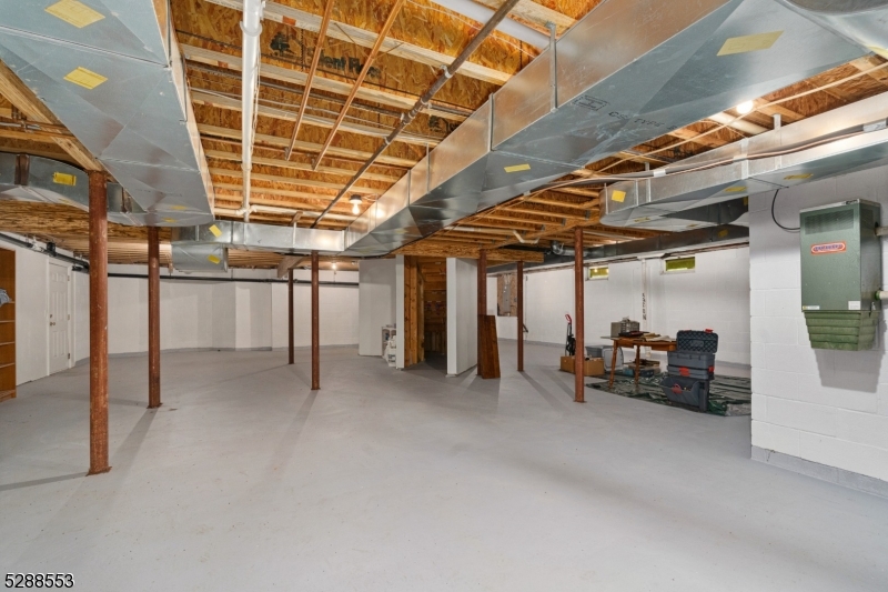 Woodlake Crest - Residential