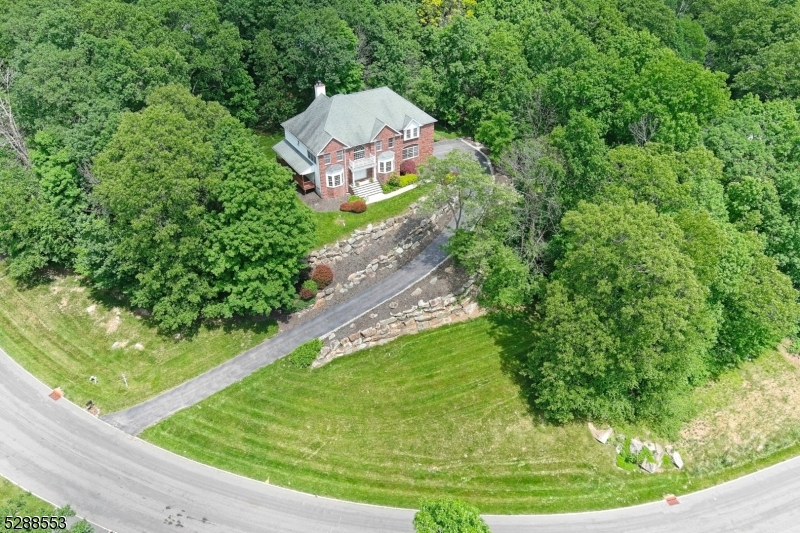 Woodlake Crest - Residential