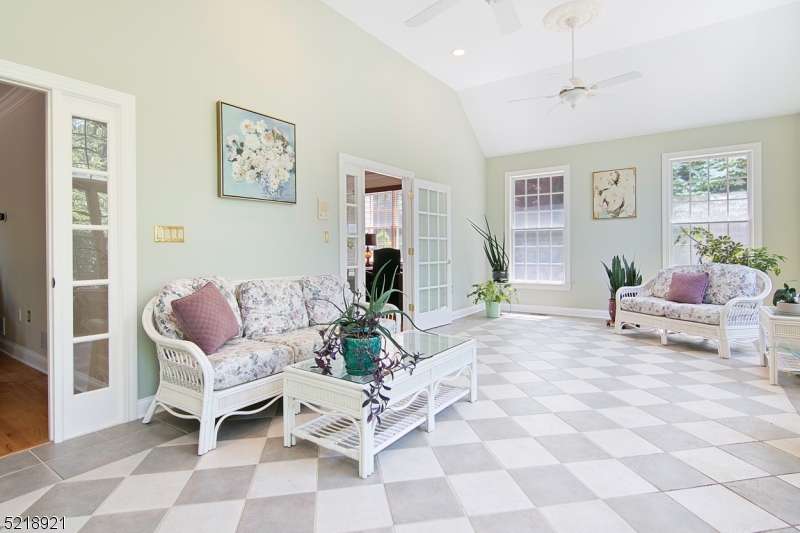 Top of the World - Residential