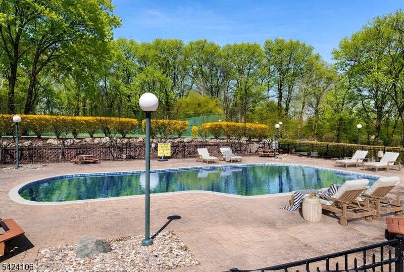 OVERLOOK VILLAGE - Residential