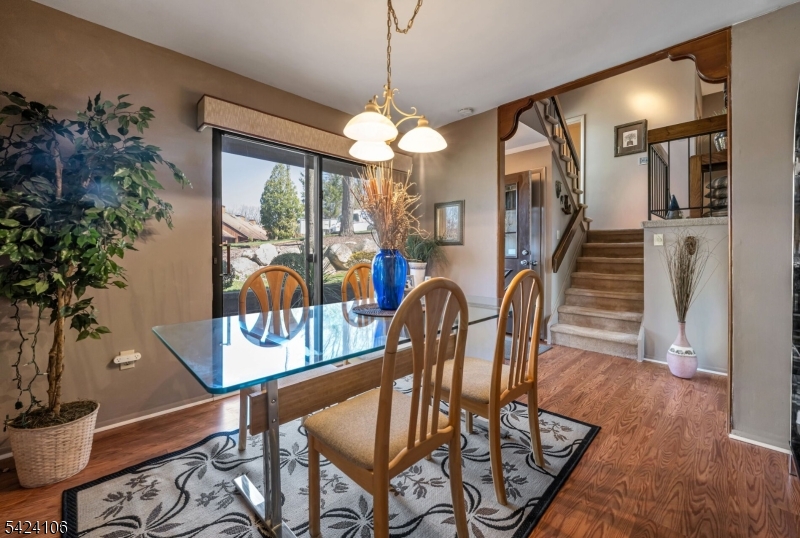 OVERLOOK VILLAGE - Residential