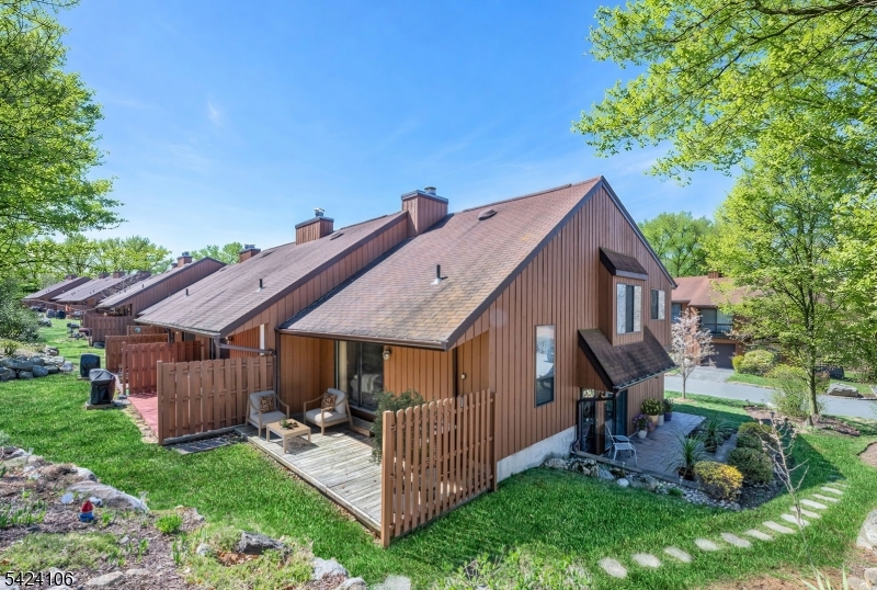 OVERLOOK VILLAGE - Residential