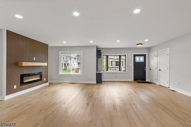 53 Kenzel Ave