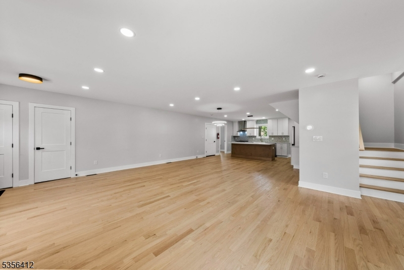 53 Kenzel Ave