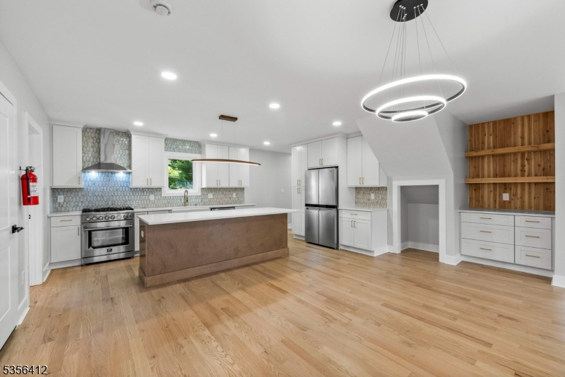53 Kenzel Ave