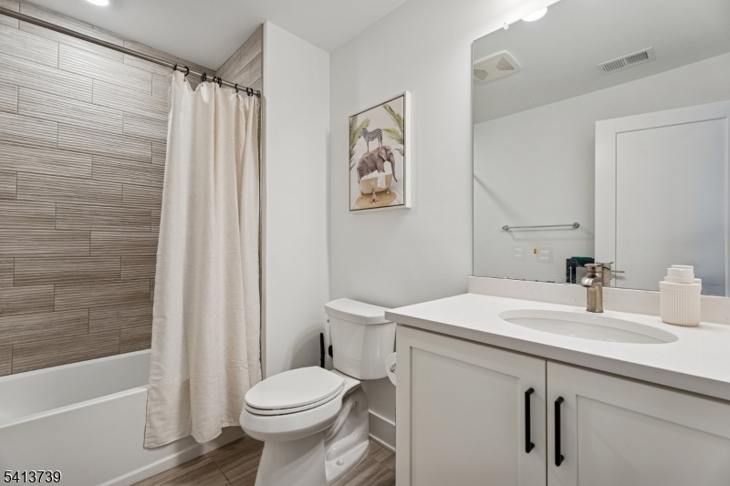 Carriages at Berkeley - Residential