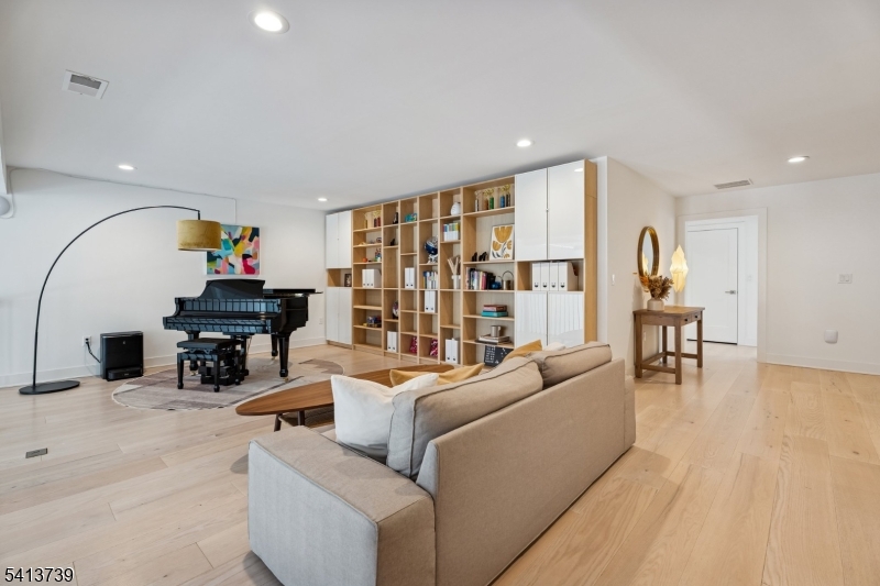 Carriages at Berkeley - Residential