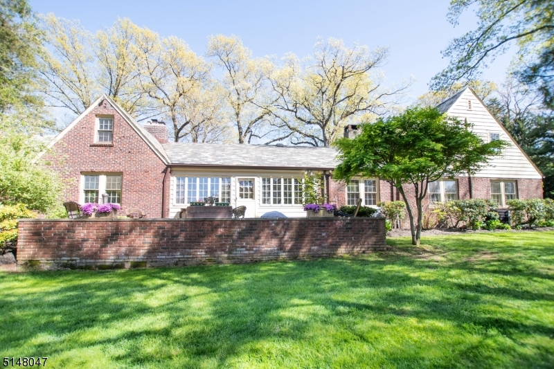 Hill Section - Residential