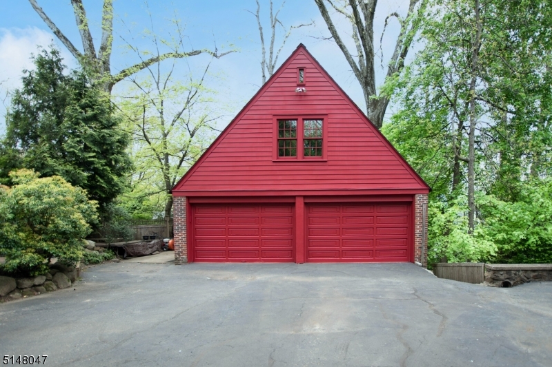 Hill Section - Residential