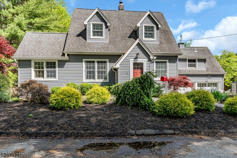 View Oakland Boro, NJ 07436 house