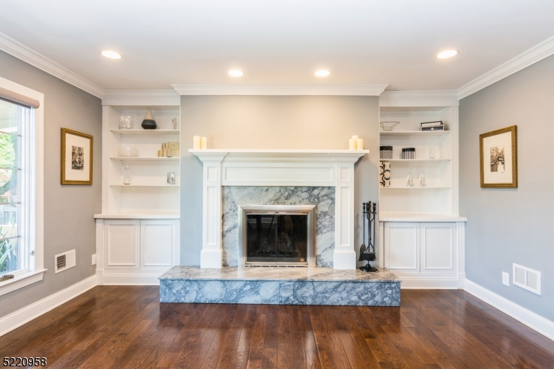 Chestnut Hill - Residential