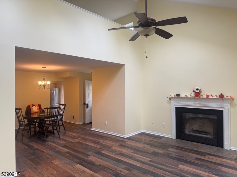 Hampton Commons - Residential