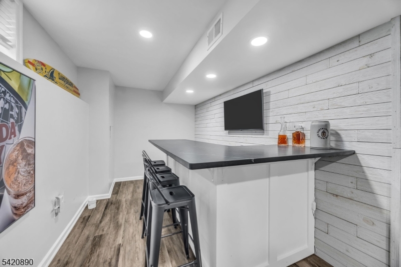 Whitehouse Village - Residential