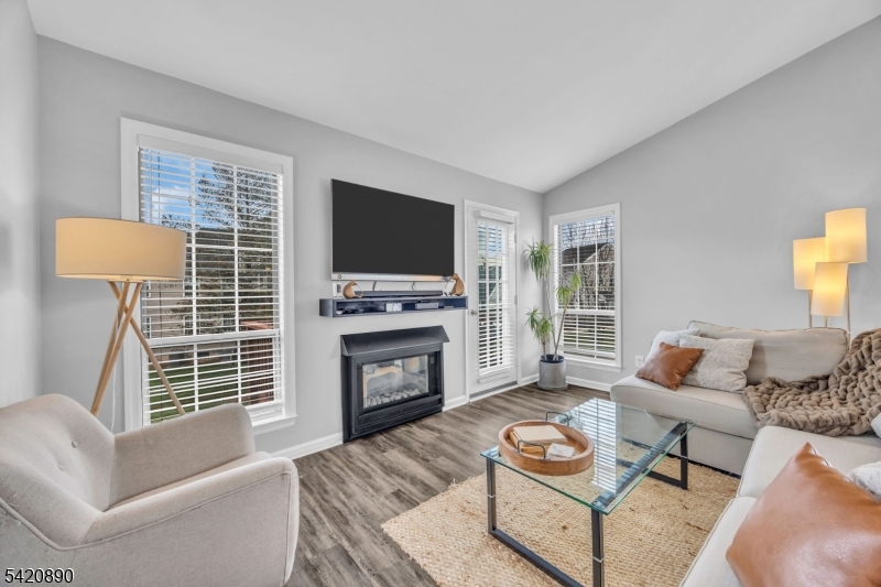 Whitehouse Village - Residential