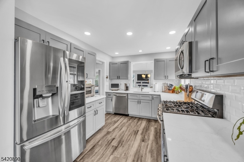 Whitehouse Village - Residential