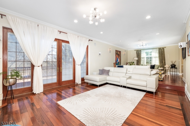 MARTINSVILLE - Residential