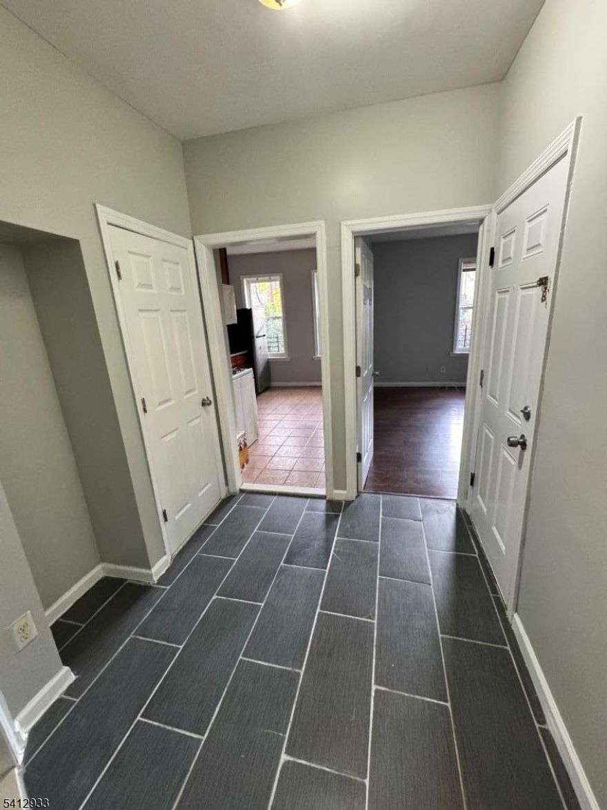 Bright and spacious second floor unit in a well-maintained multi-family home featuring three bedrooms, one full bath, and a living room/dining room combo.  Tenants share access to the backyard.  Conveniently located near shopping, dining, and public transportation.  Schedule your showing today!