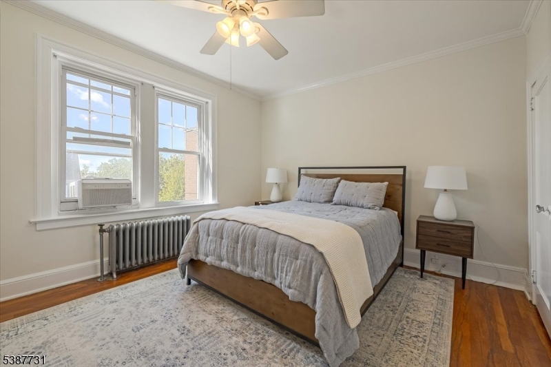 2 Altamont - Residential