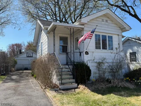 112 Levitt Ave, Bergenfield Boro, NJ 07621 - MLS#: 3958114