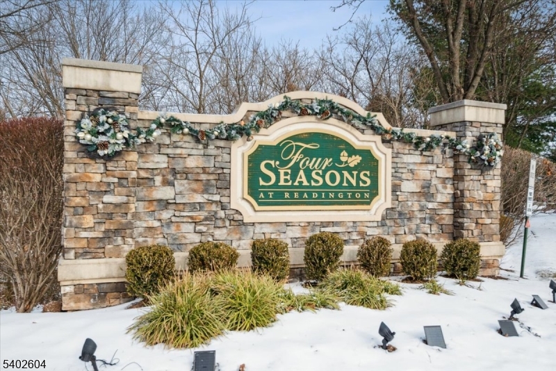 Four Seasons - Residential