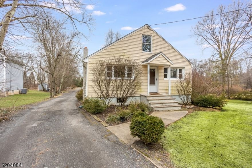 2 Bedroom House with 1 1/2 baths, living room, dining room and kitchen. Unfinished basement.  Designated parking area for 3 cars.