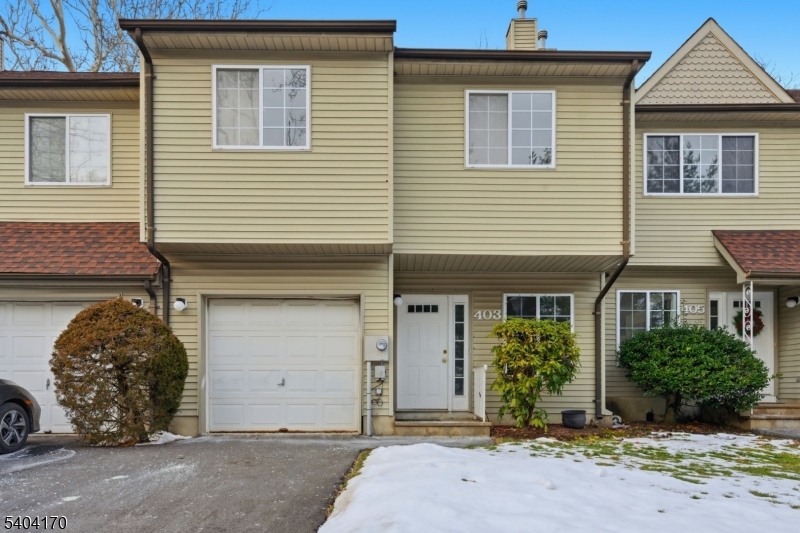 Deer Hill Village - Residential Lease