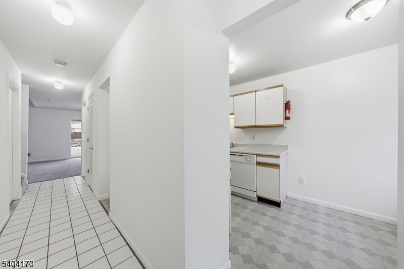 Deer Hill Village - Residential Lease