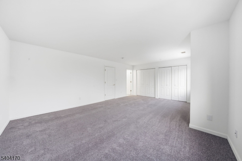 Deer Hill Village - Residential Lease