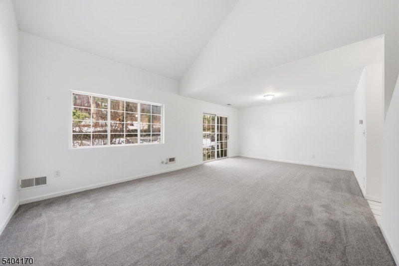 Deer Hill Village - Residential Lease