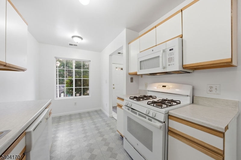 Deer Hill Village - Residential Lease