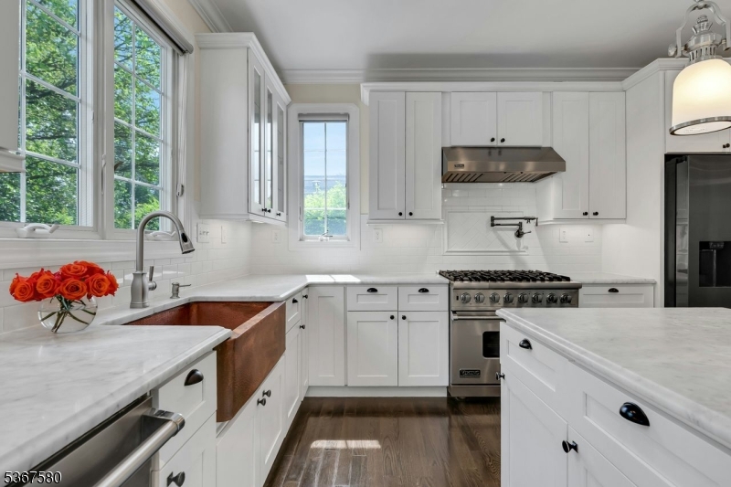 Knollwood Section - Residential