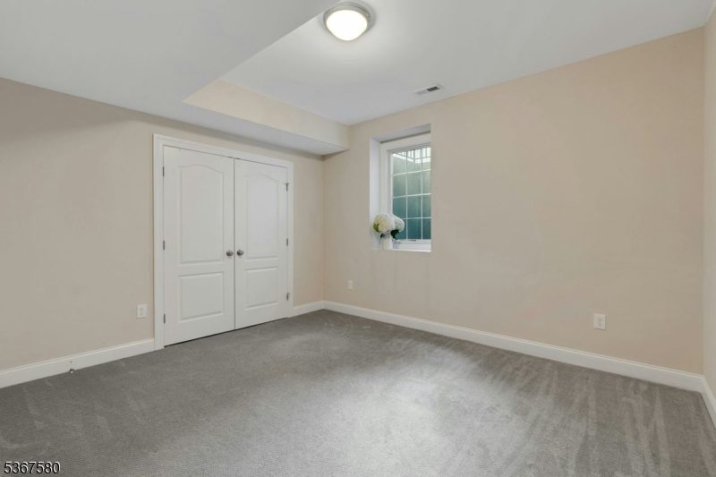 Knollwood Section - Residential