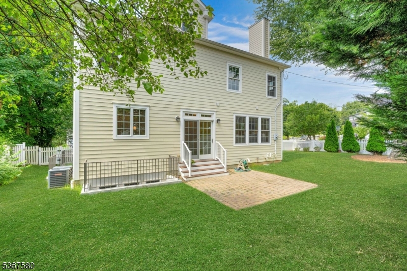 Knollwood Section - Residential