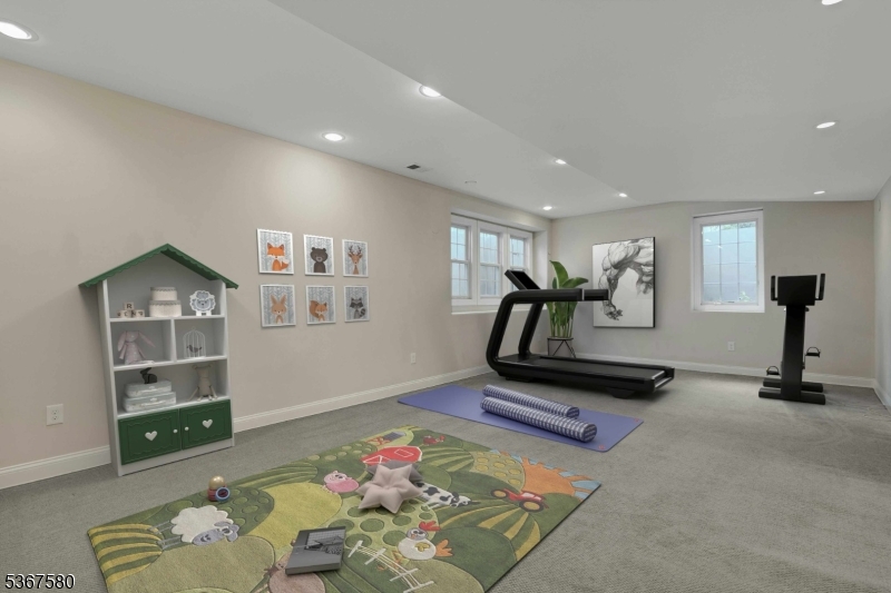 Knollwood Section - Residential