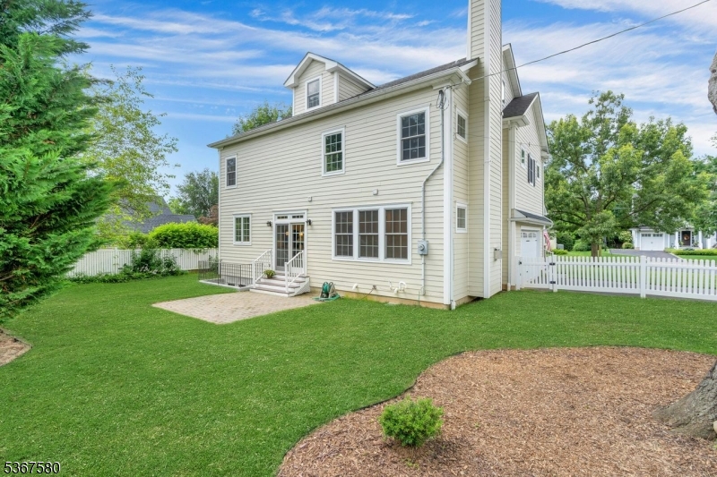 Knollwood Section - Residential