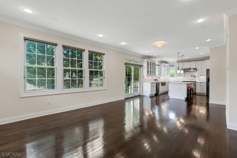 Knollwood Section - Residential